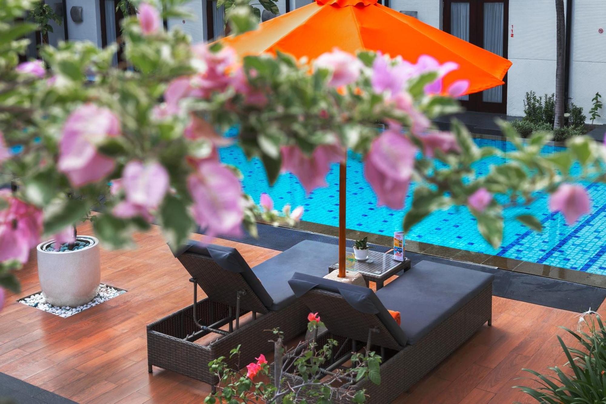 Harris Kuta Tuban Bali Hotel Kuta Lombok