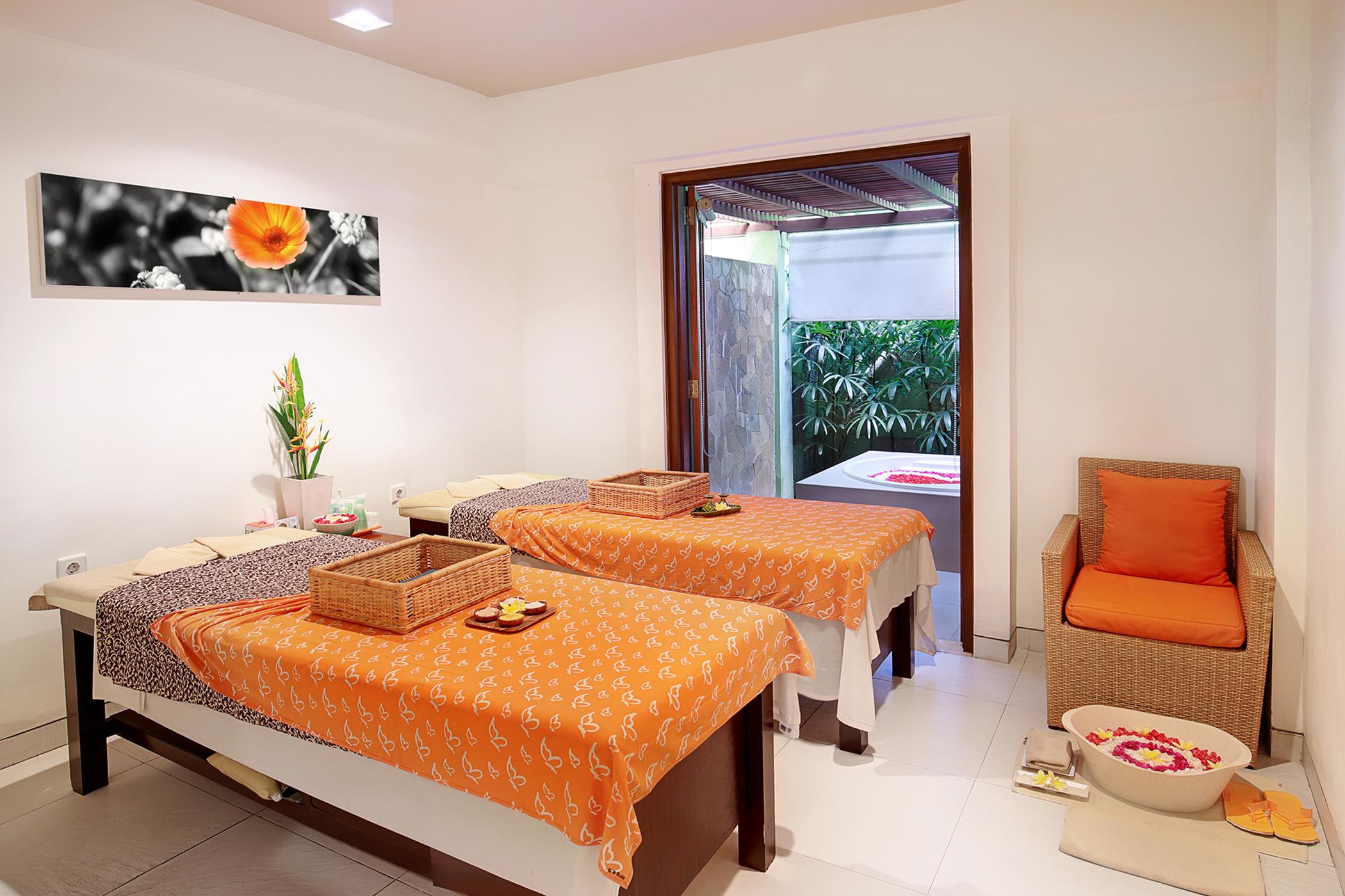 Harris Kuta Tuban Bali Hotel